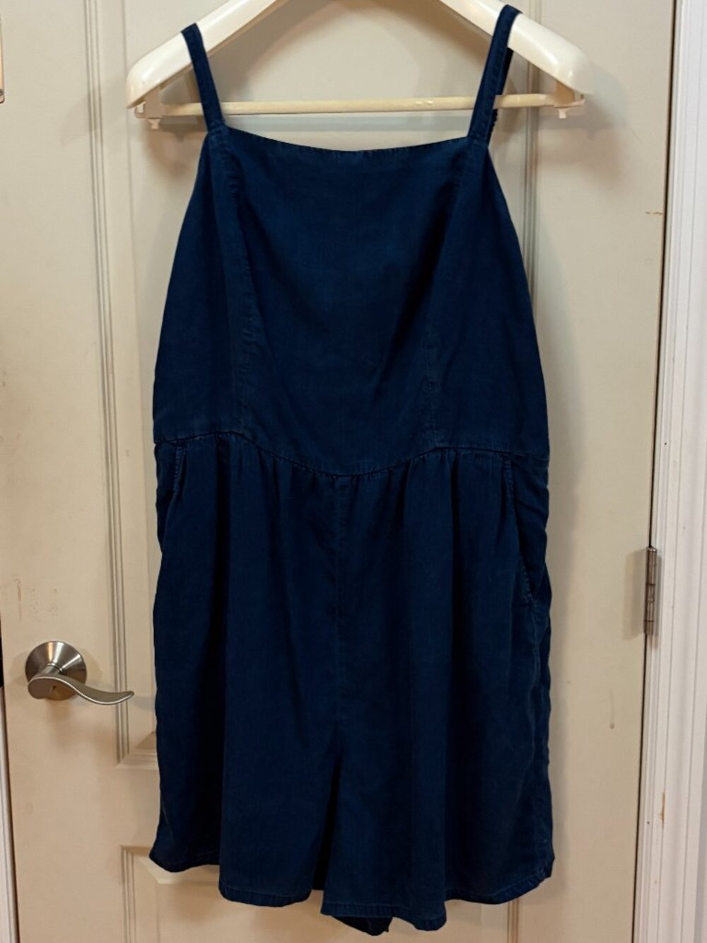 Old Navy Women's Size XL 100% Lyocell Vintage Spaghetti Strap Denim Short Romper